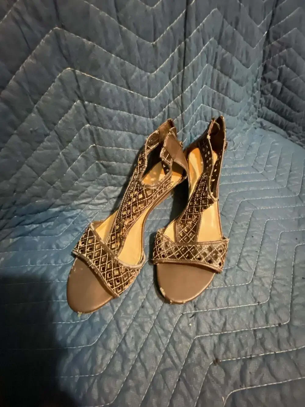 Nine & Co. Women's Bronze Woven Geometric Wedge Sandals with Back Zipper